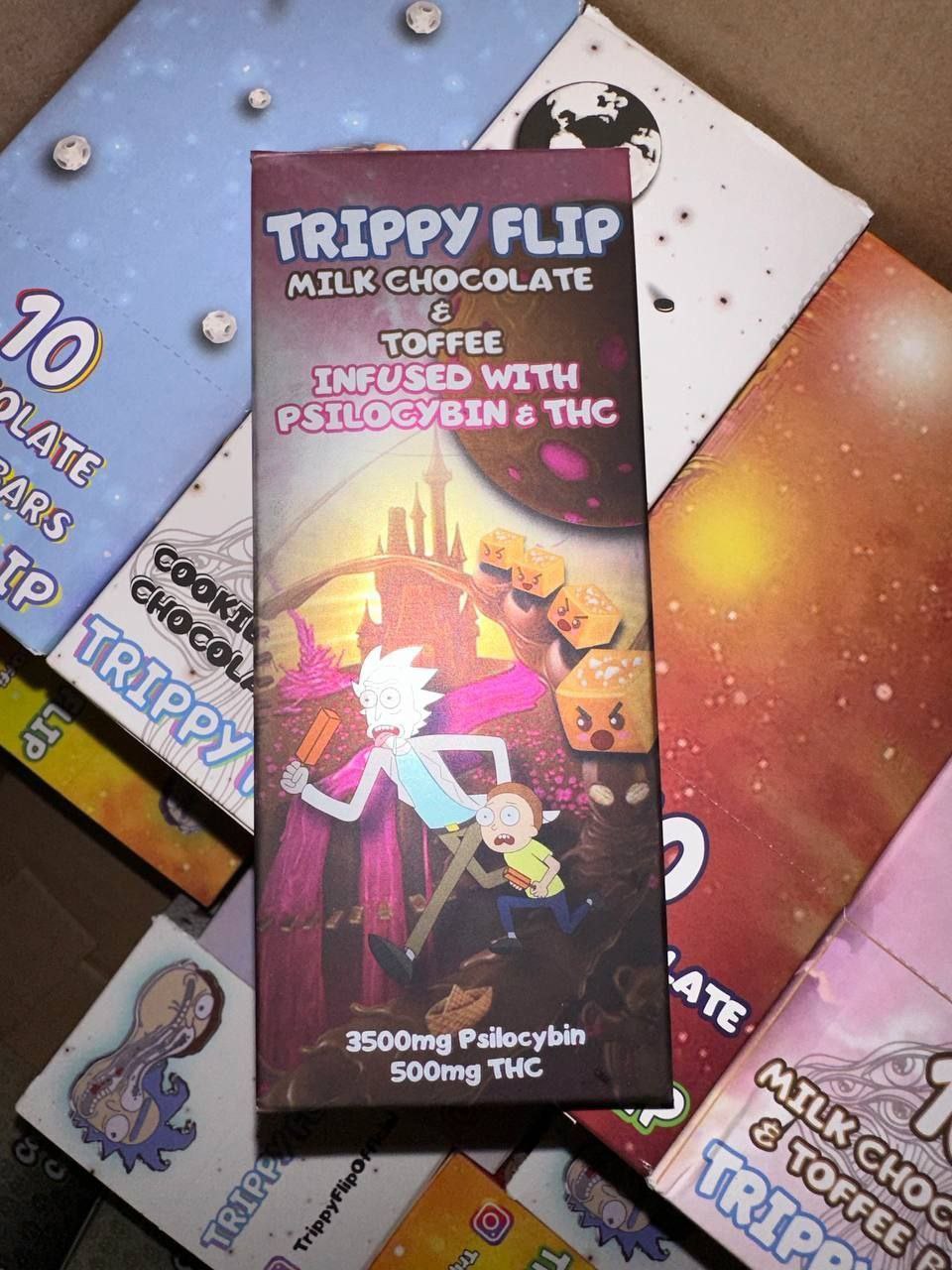 buy-trippy-flip-milk-chocolate-3500mg-psilocybin-500mg-thc-online-1.jpg